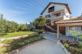  Apartments Gordana  Разань